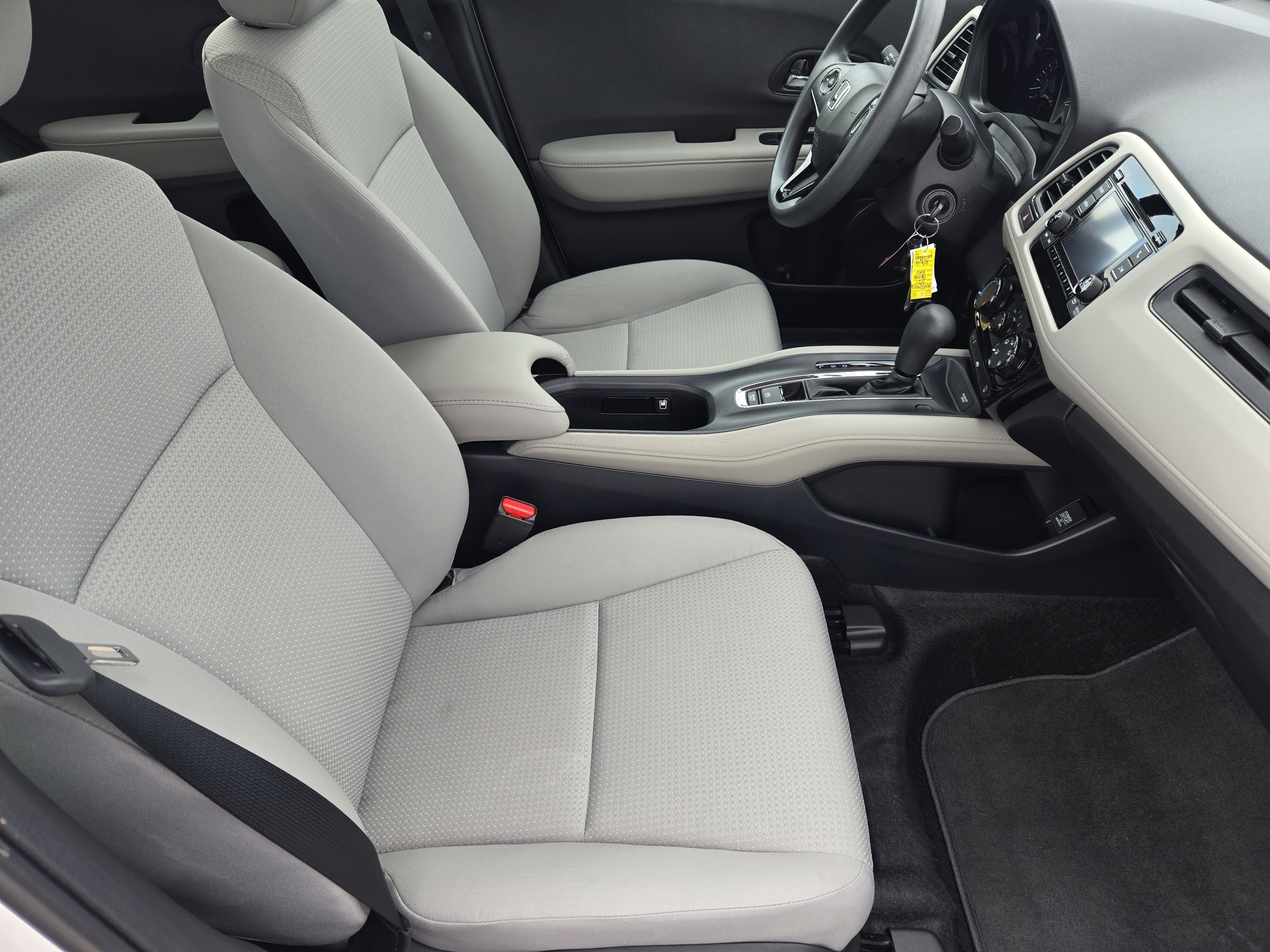 Used 2021 Honda HR-V LX image 12