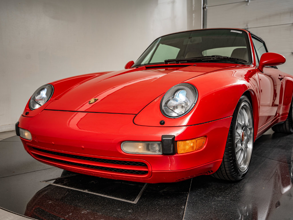 Used 1995 Porsche 911 Carrera RWD image 18