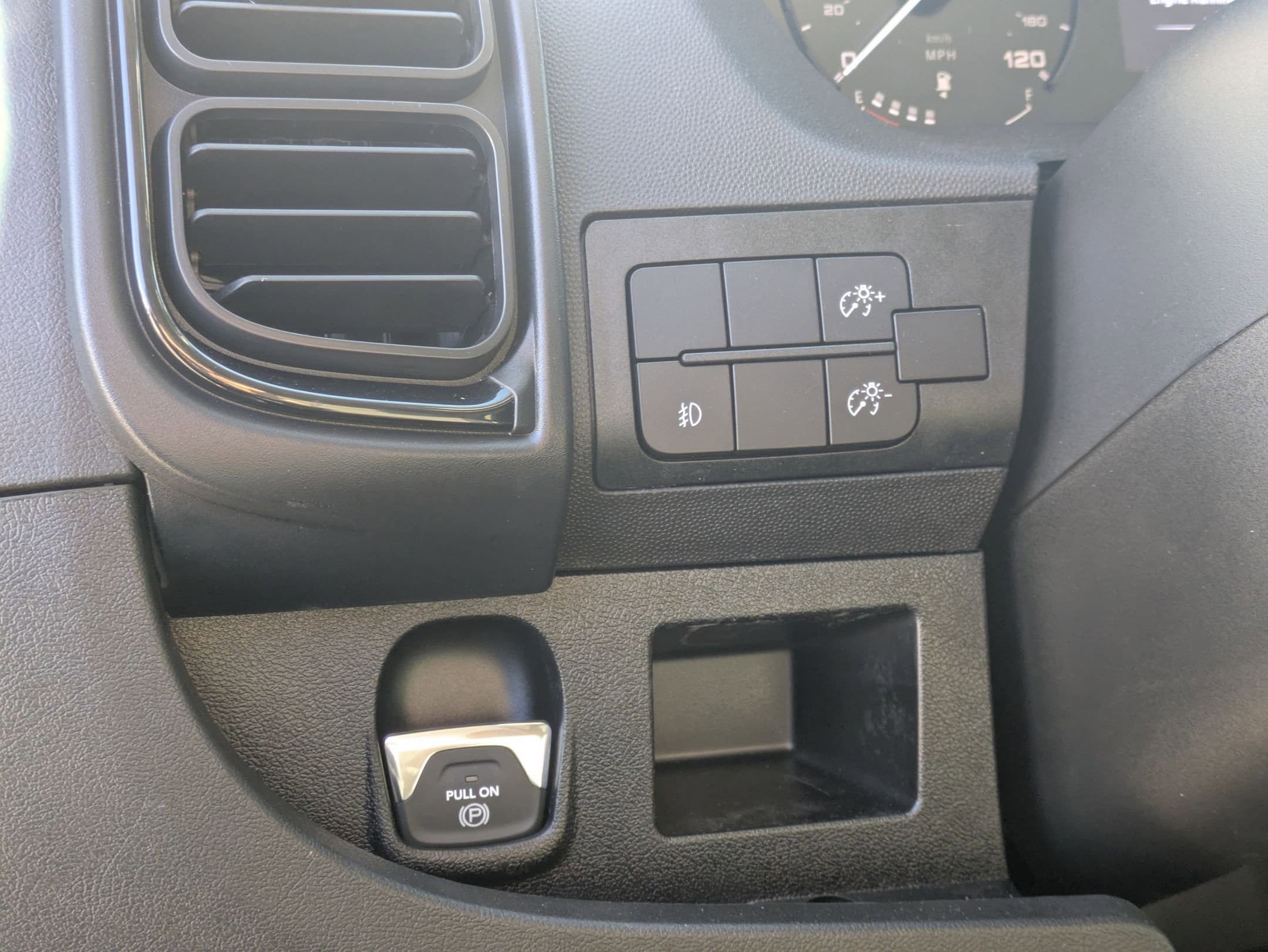 New 2026 RAM ProMaster 2500 w/ Convenience Group FWD image 13