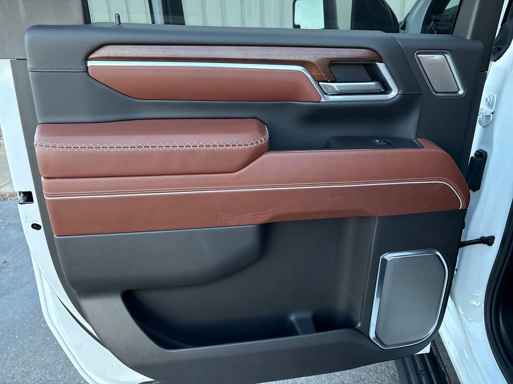 New 2025 GMC Sierra 2500 Denali Ultimate image 45