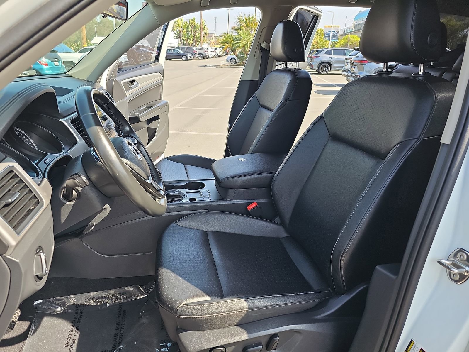 Used 2019 Volkswagen Atlas SE image 16