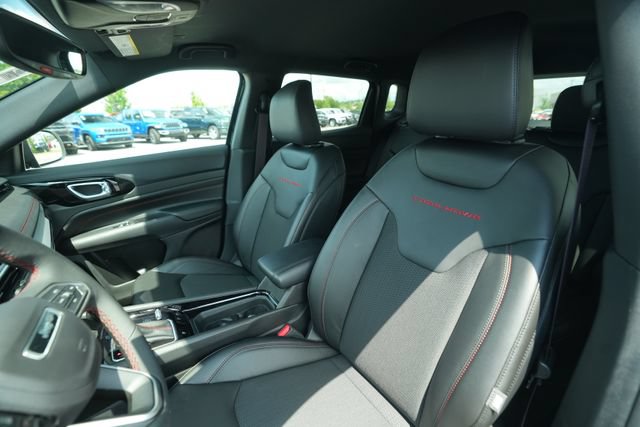 New 2026 Jeep Compass Trailhawk AWD/4WD image 38