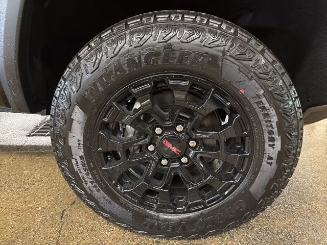New 2026 GMC Canyon Elevation image 9
