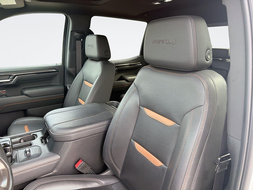 Used 2024 GMC Sierra 1500 AT4 w/ Technology Package AWD/4WD image 24