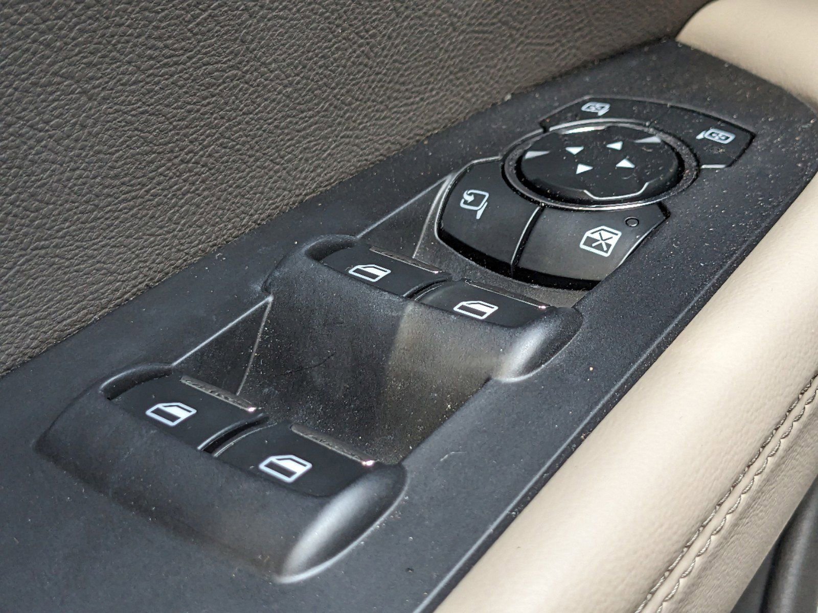 Certified 2023 Lincoln Nautilus Reserve w/ Equipment Group 202A image 27