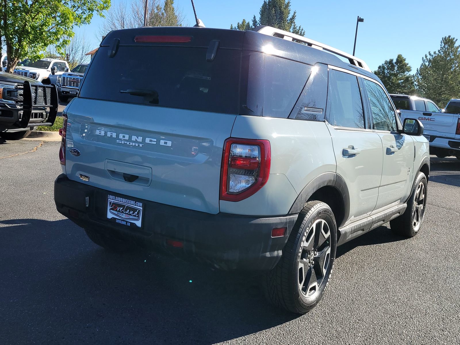 Used 2022 Ford Bronco Sport Outer Banks w/ Tech Package AWD/4WD image 3