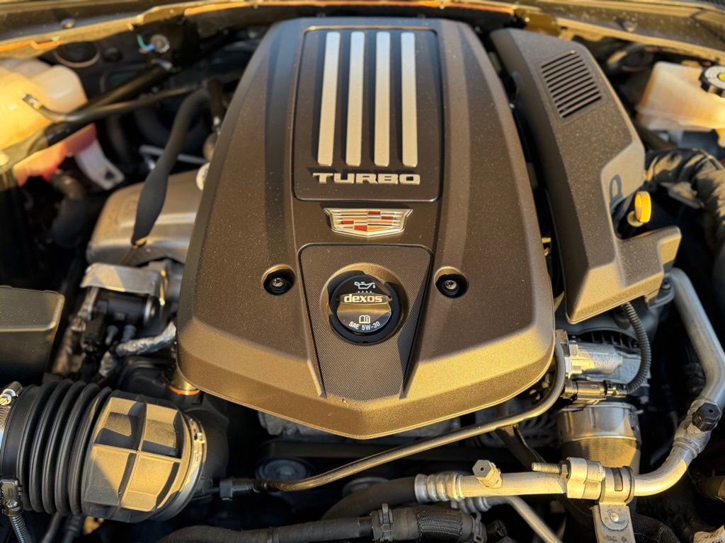 Used 2022 Cadillac CT4 V image 7