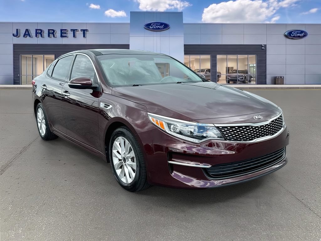 Used 2018 Kia Optima EX w/ Premium Package FWD image 1