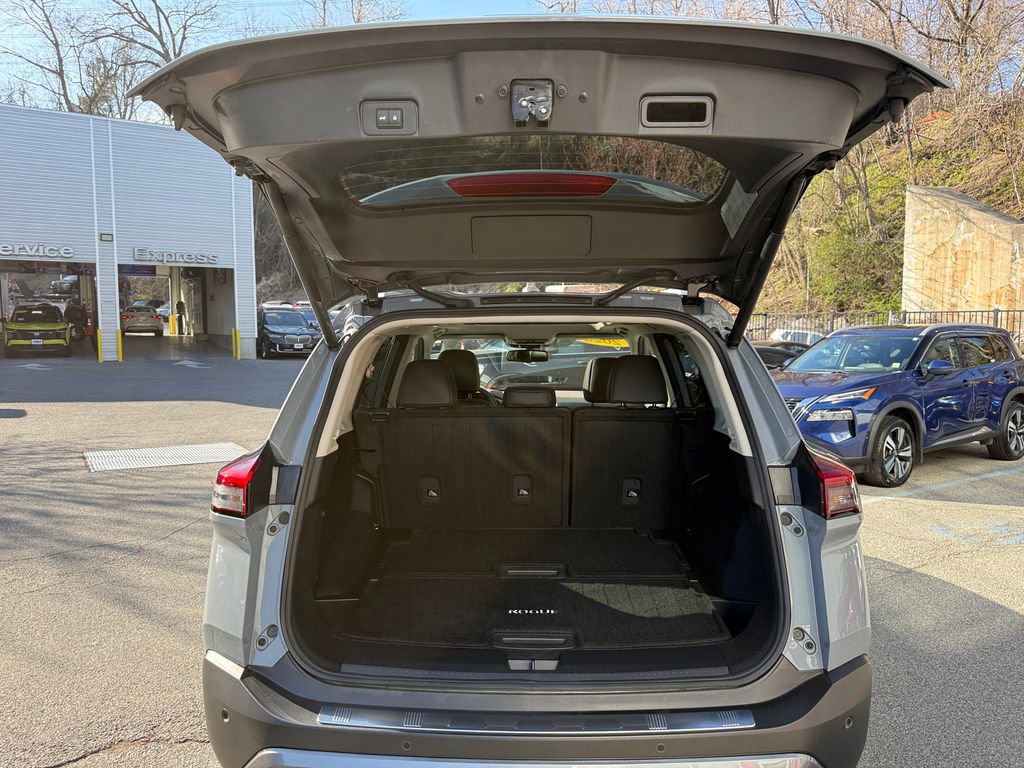 Used 2023 Nissan Rogue SL w/ SL Premium Package AWD/4WD image 32