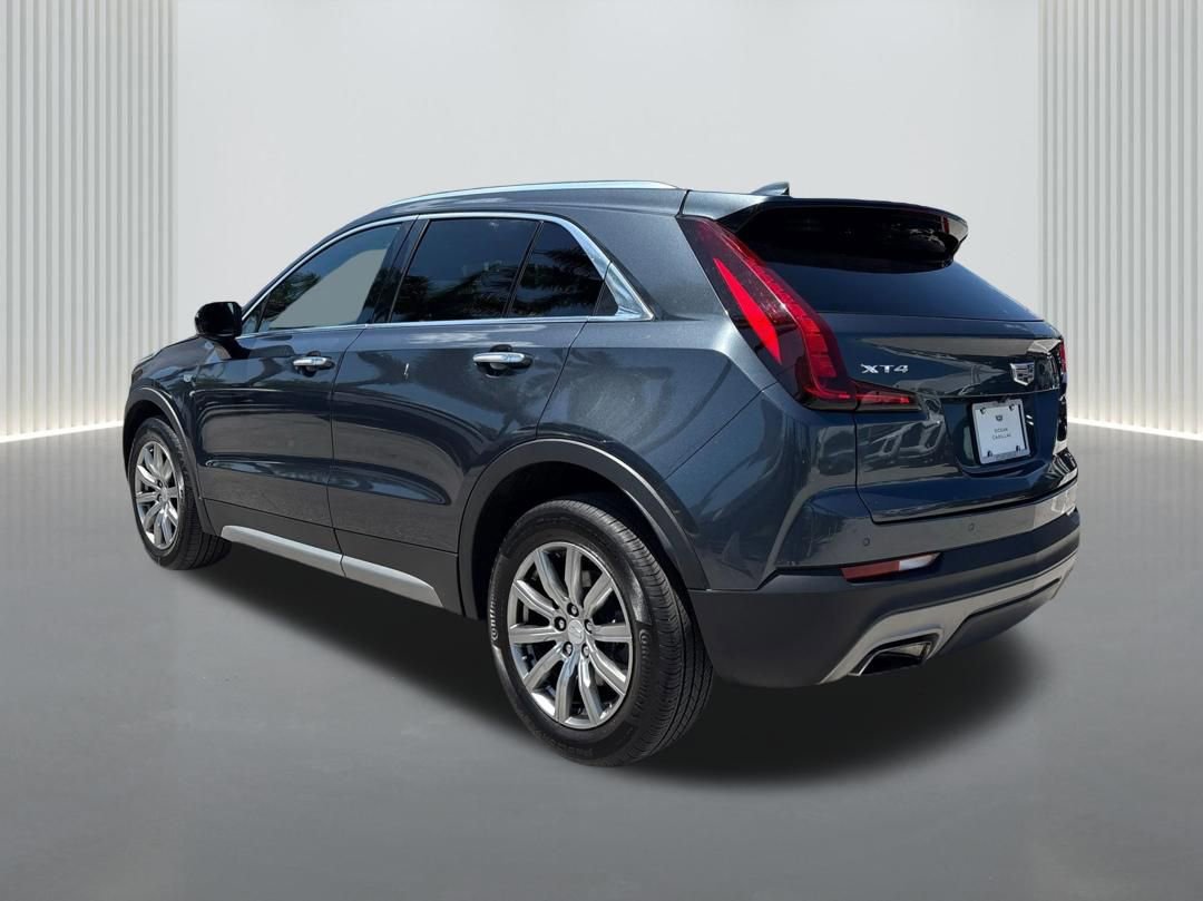 Used 2021 Cadillac XT4 Premium Luxury w/ Driver Awareness Package image 9