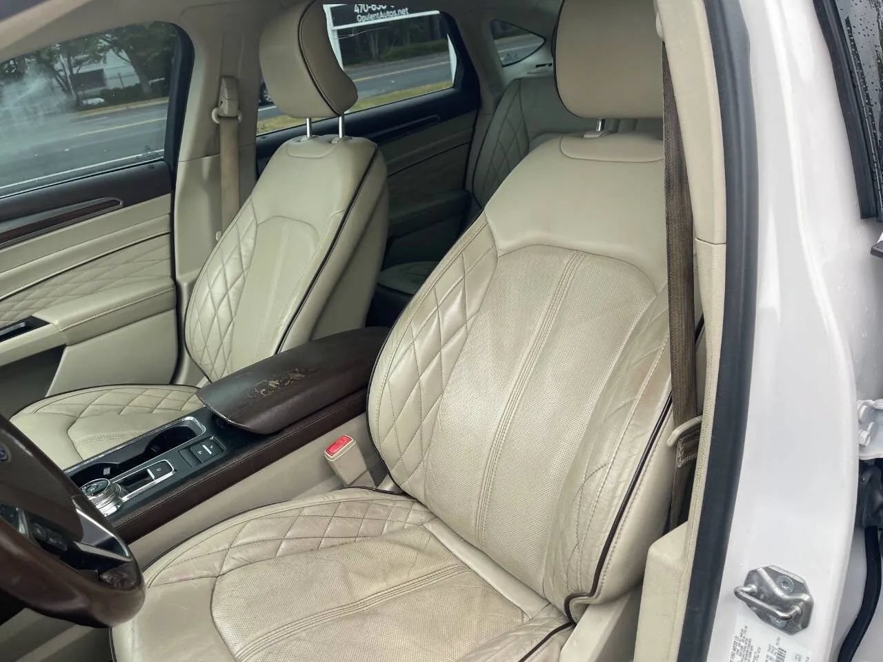 Used 2017 Ford Fusion Platinum FWD image 15