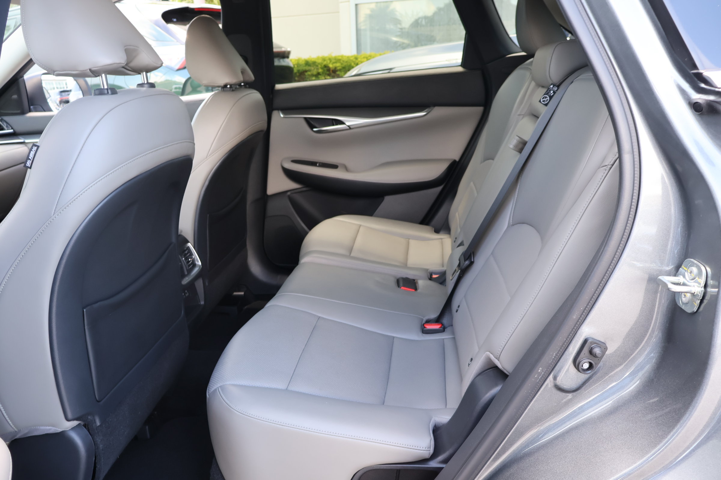Certified 2023 INFINITI QX50 Luxe FWD image 16