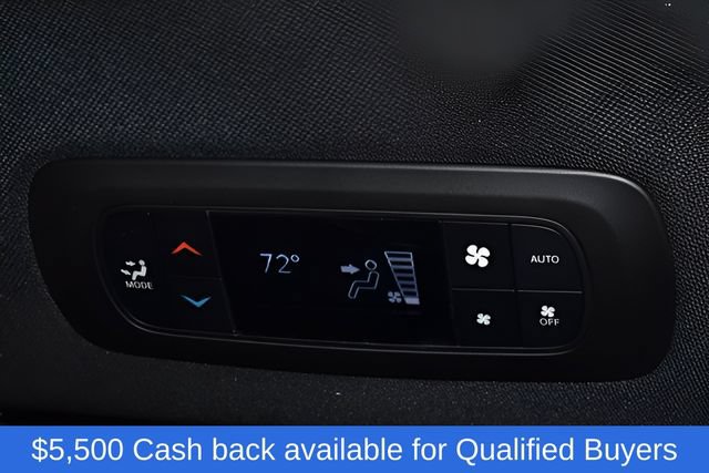 New 2026 Chrysler Pacifica Select w/ S Appearance Package FWD image 32