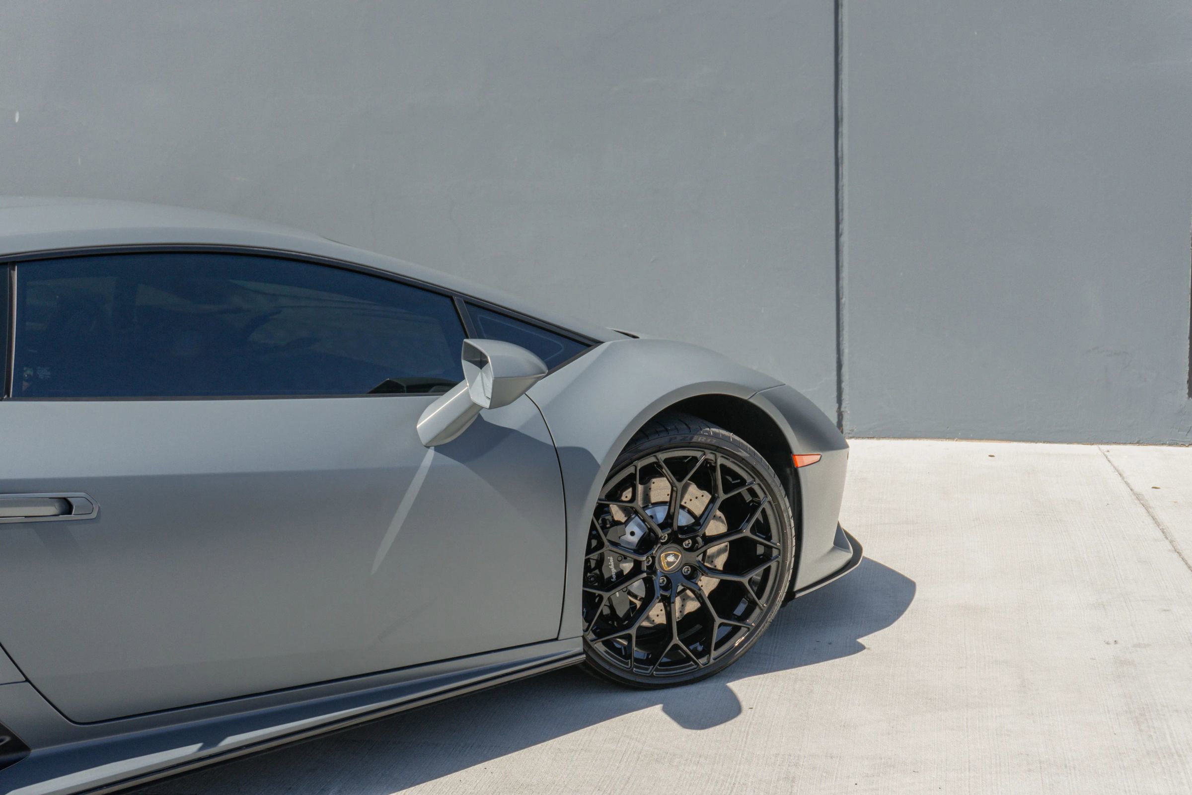 Used 2022 Lamborghini Huracan EVO RWD image 41