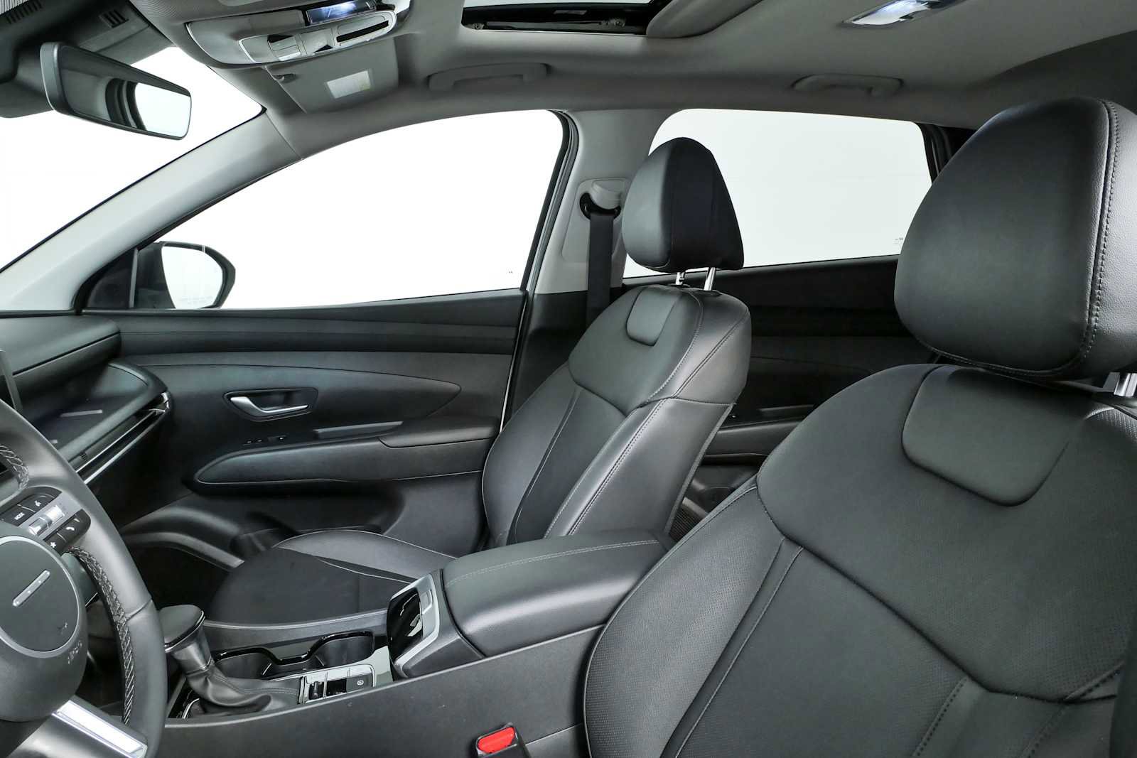 Certified 2025 Hyundai Tucson SEL FWD image 5