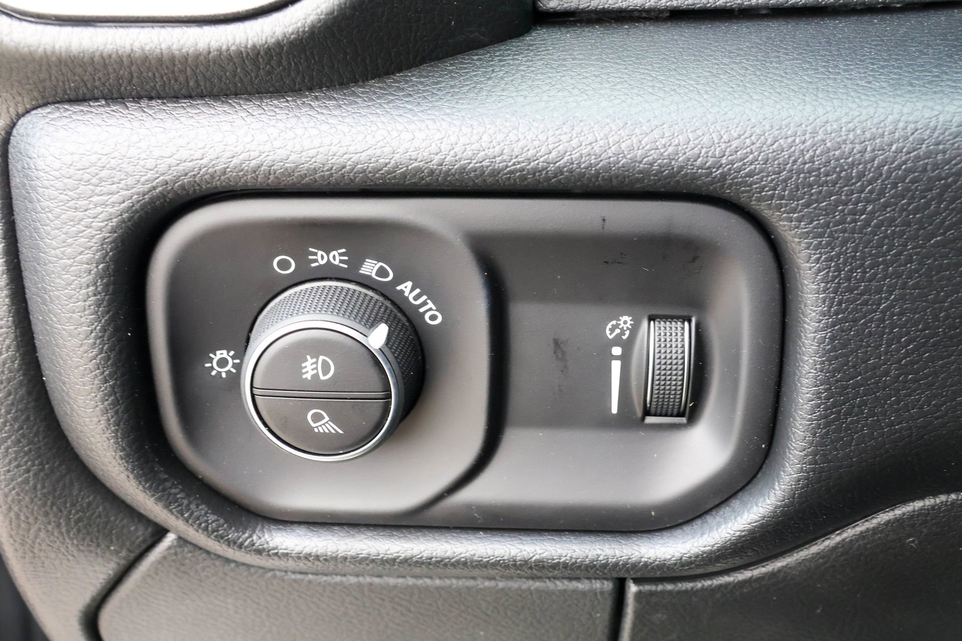 New 2026 RAM 3500 Tradesman AWD/4WD image 29