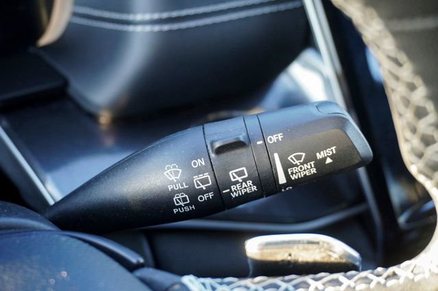 Used 2023 Jeep Grand Cherokee Altitude image 23