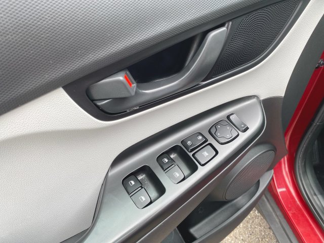 Used 2023 Hyundai Kona SEL AWD/4WD image 22