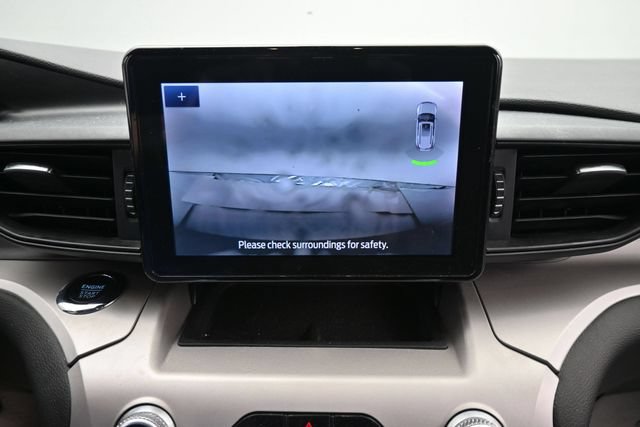 Used 2023 Ford Explorer XLT AWD/4WD image 18