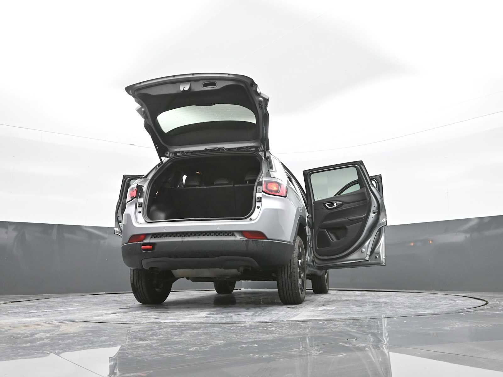 Used 2023 Jeep Compass Trailhawk image 48