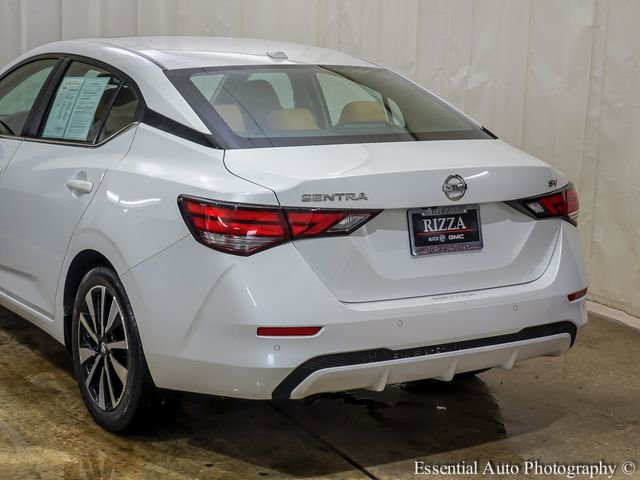 Used 2023 Nissan Sentra SV w/ SV Premium Package image 5