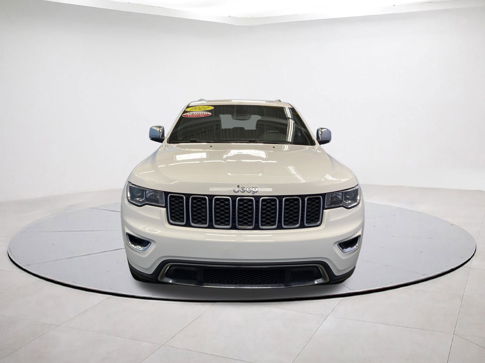 Certified 2022 Jeep Grand Cherokee Limited image 2