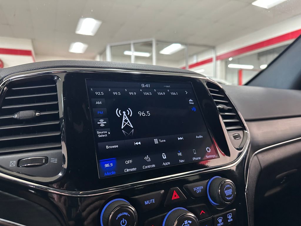 Certified 2022 Jeep Grand Cherokee Limited AWD/4WD image 21