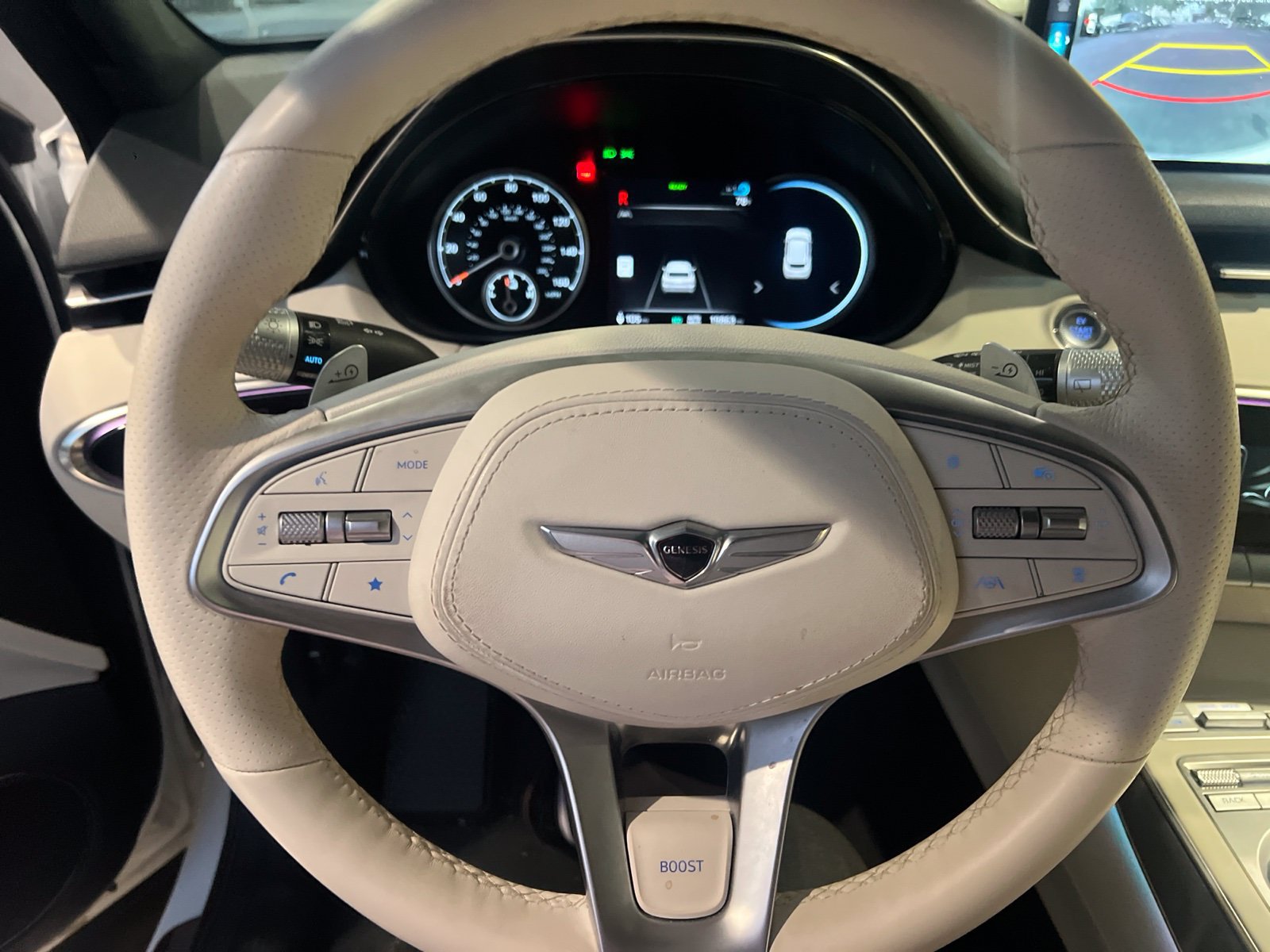 Used 2025 Genesis Electrified GV70 AWD/4WD image 17