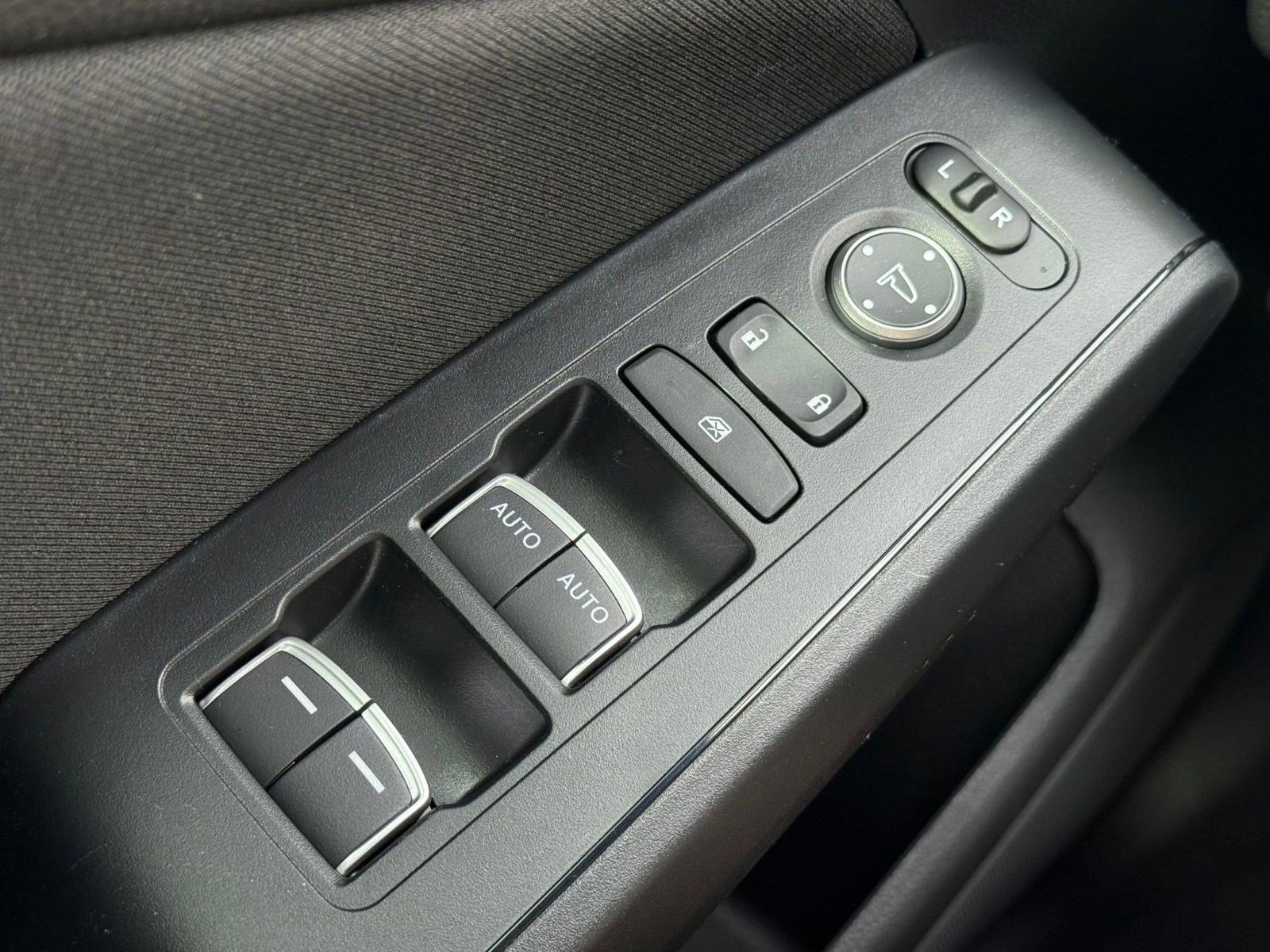 Used 2024 Honda Civic Sport image 25