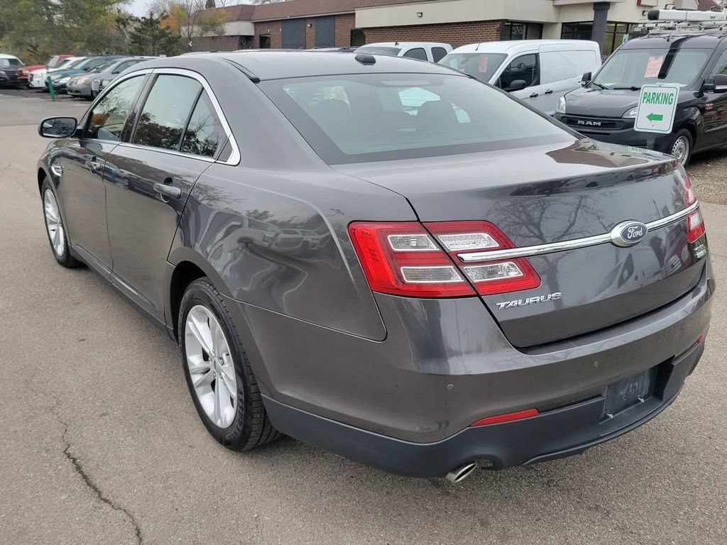 Used 2017 Ford Taurus SEL AWD/4WD image 5