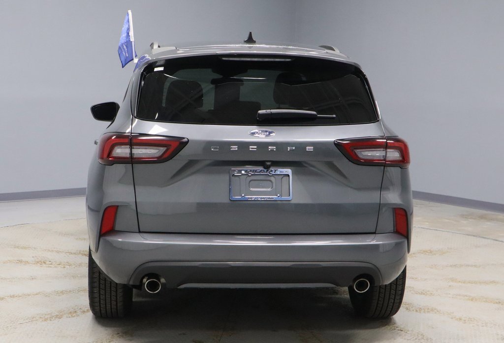Certified 2024 Ford Escape ST-Line image 9