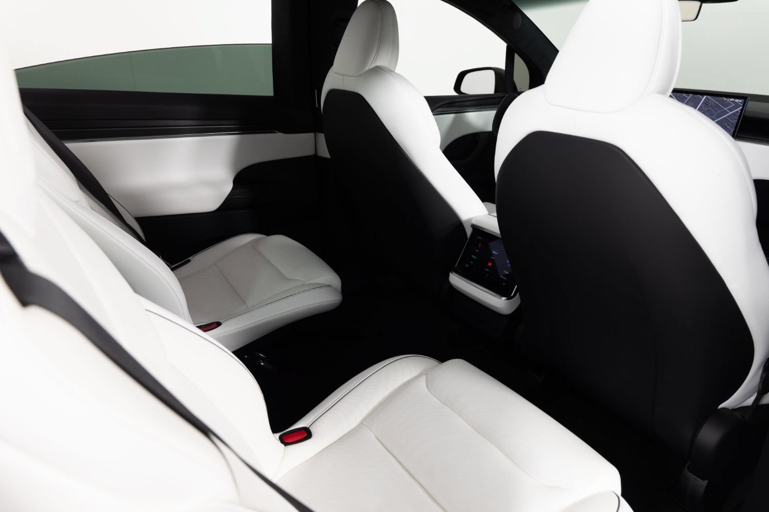 Used 2022 Tesla Model X Plaid AWD/4WD image 23