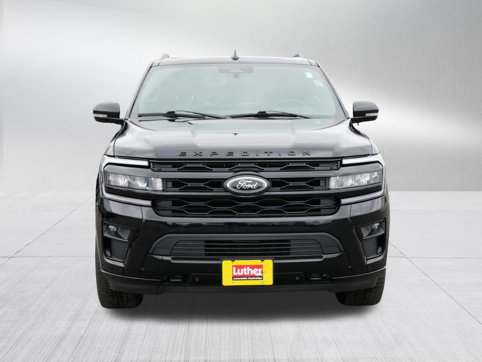 Used 2022 Ford Expedition Max Limited image 2