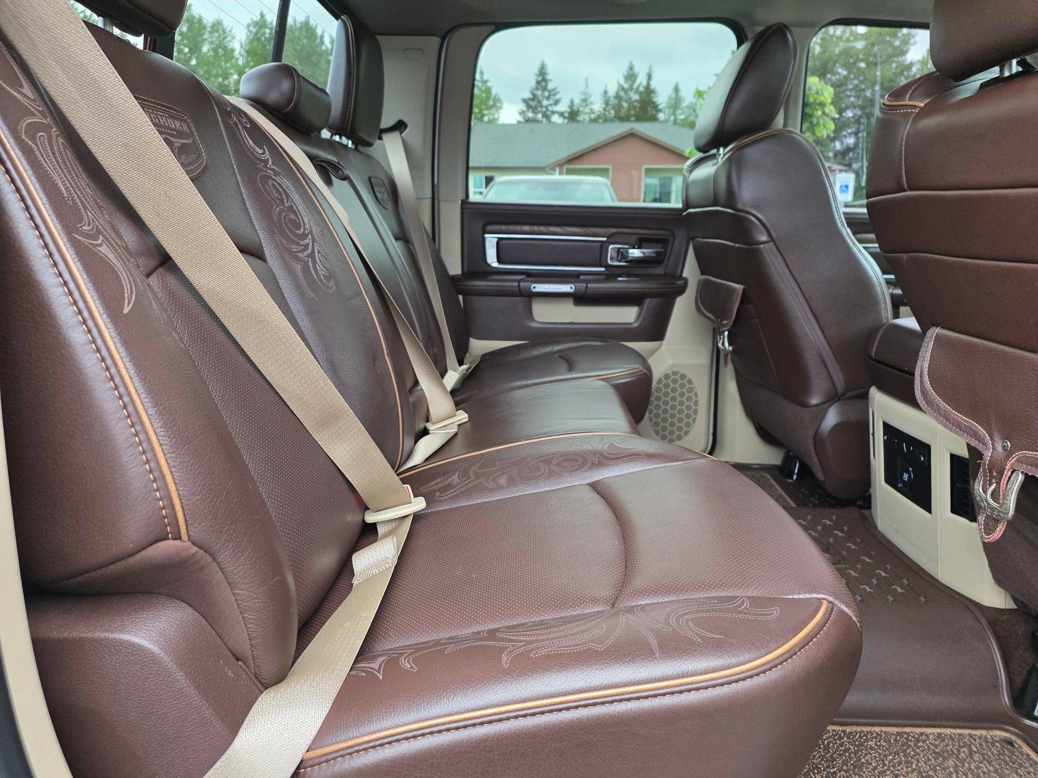 Used 2017 RAM 3500 Laramie Longhorn w/ Convenience Group AWD/4WD image 27