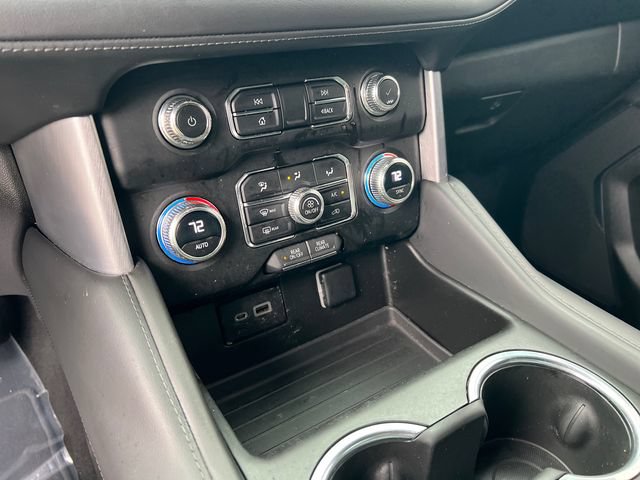 Used 2023 GMC Yukon SLE RWD image 29