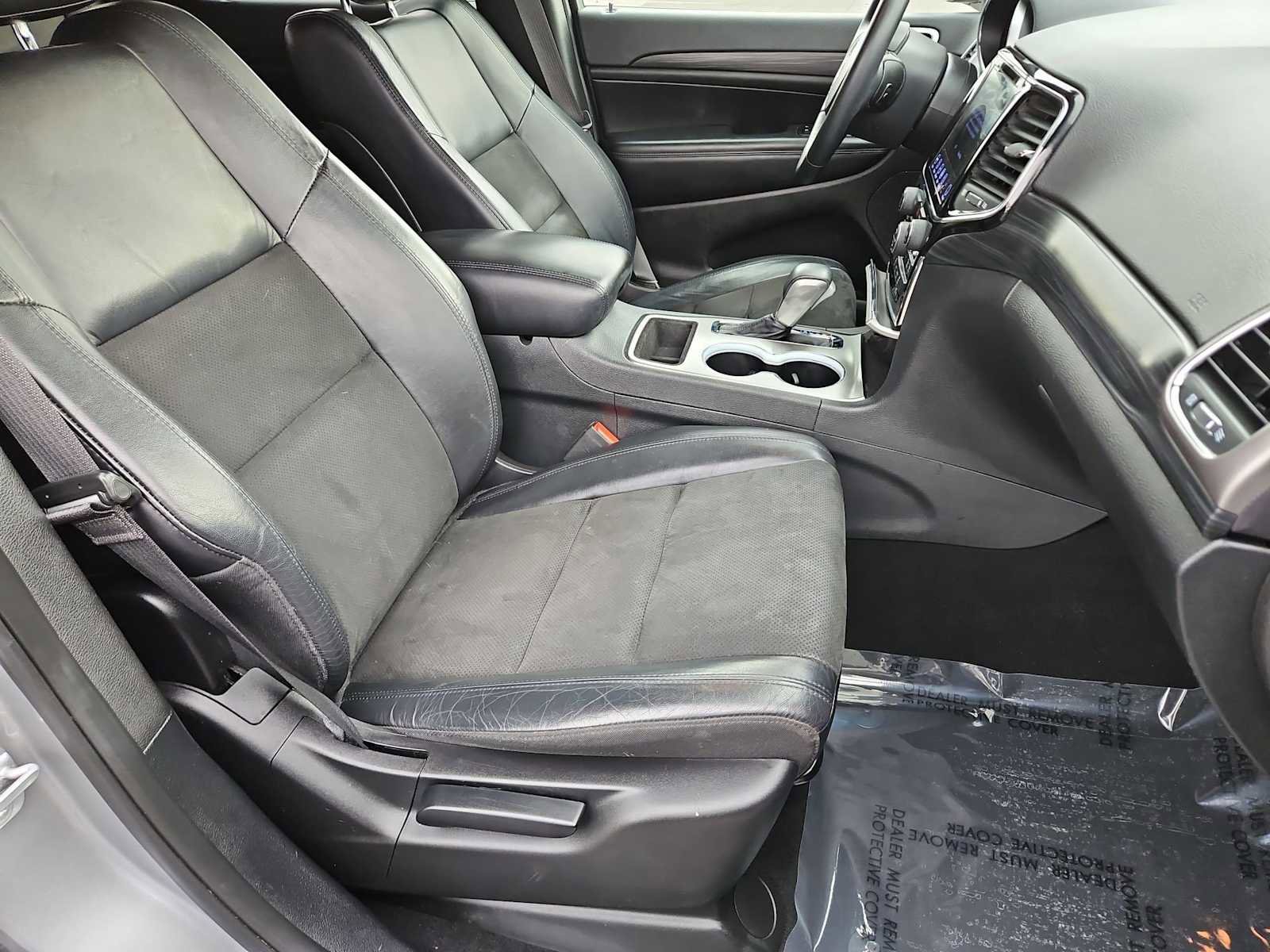 Used 2019 Jeep Grand Cherokee Altitude image 22