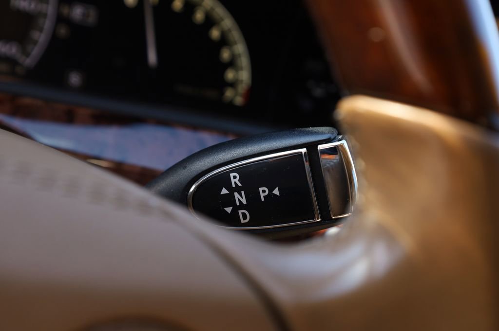 Used 2008 Mercedes-Benz S 550 image 14