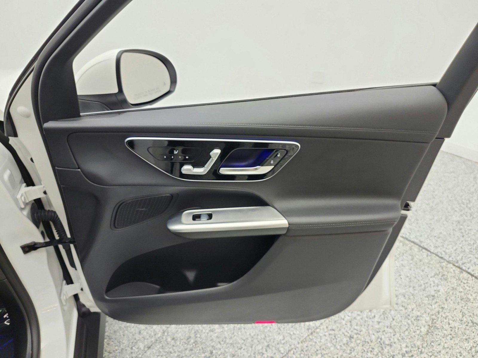 Certified 2024 Mercedes-Benz GLC 300 image 22