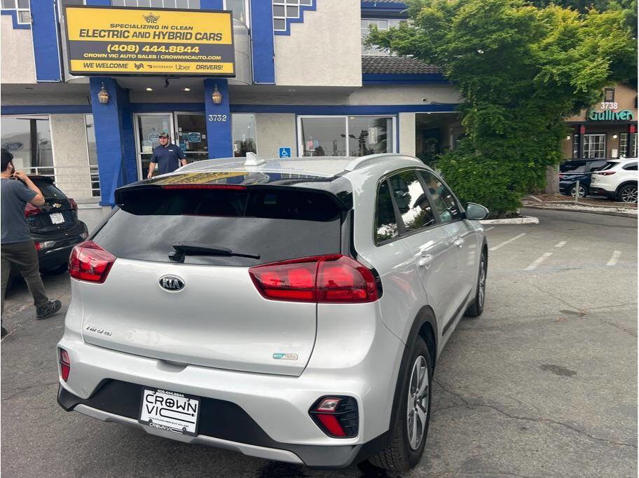 Used 2021 Kia Niro LX image 28
