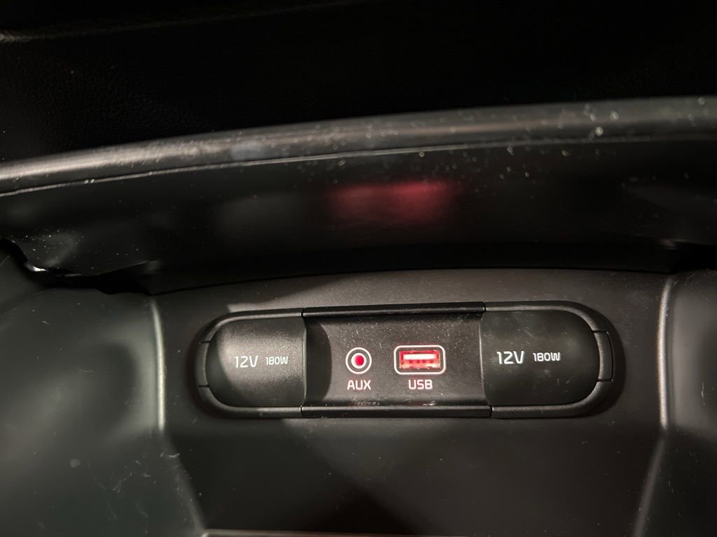 Used 2020 Kia Sorento S image 15