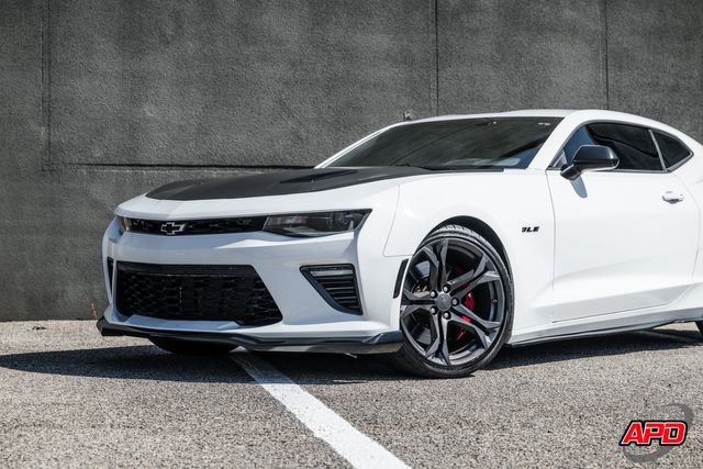 Used 2018 Chevrolet Camaro SS image 37