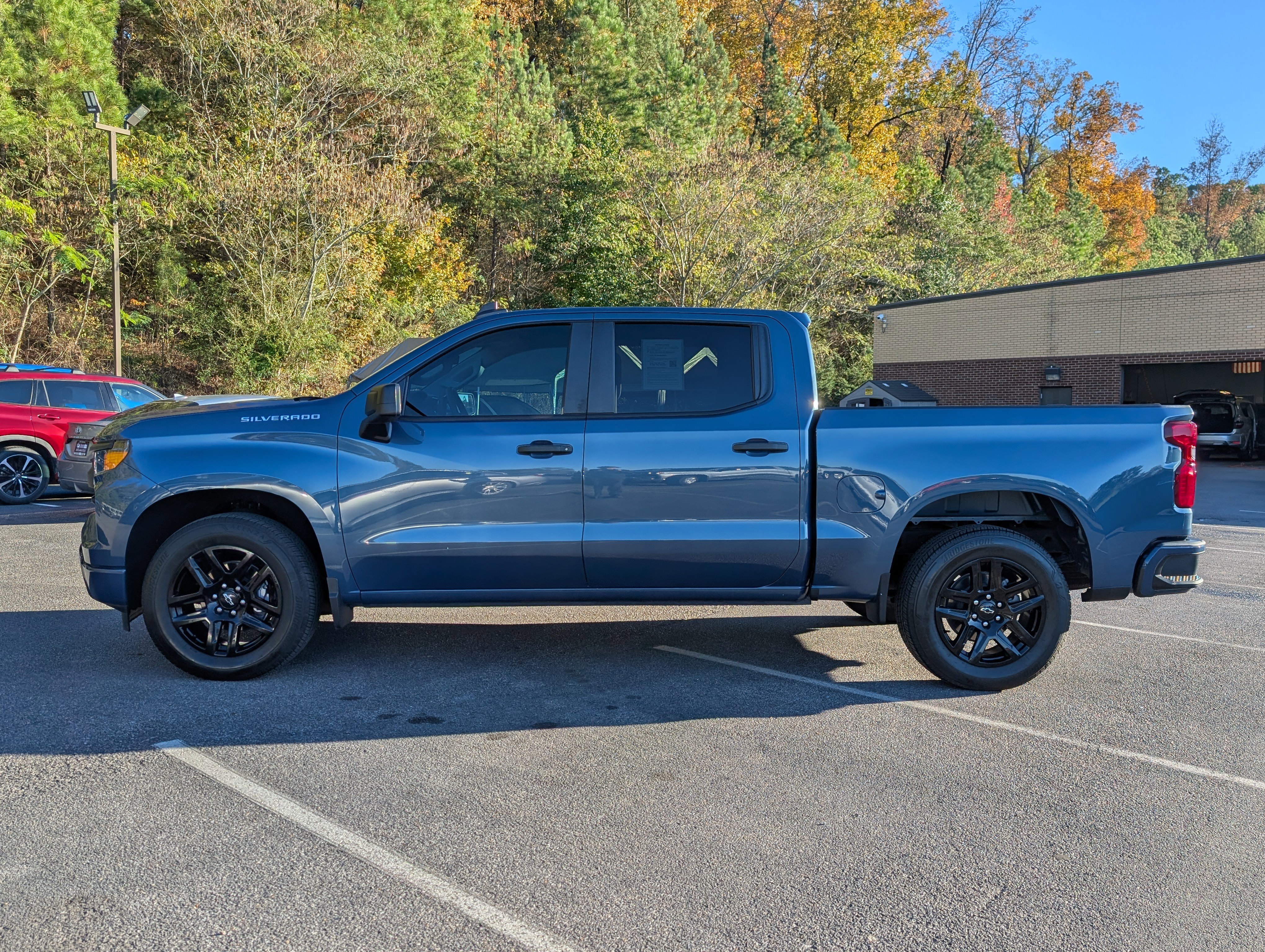 Used 2024 Chevrolet Silverado 1500 Custom image 6