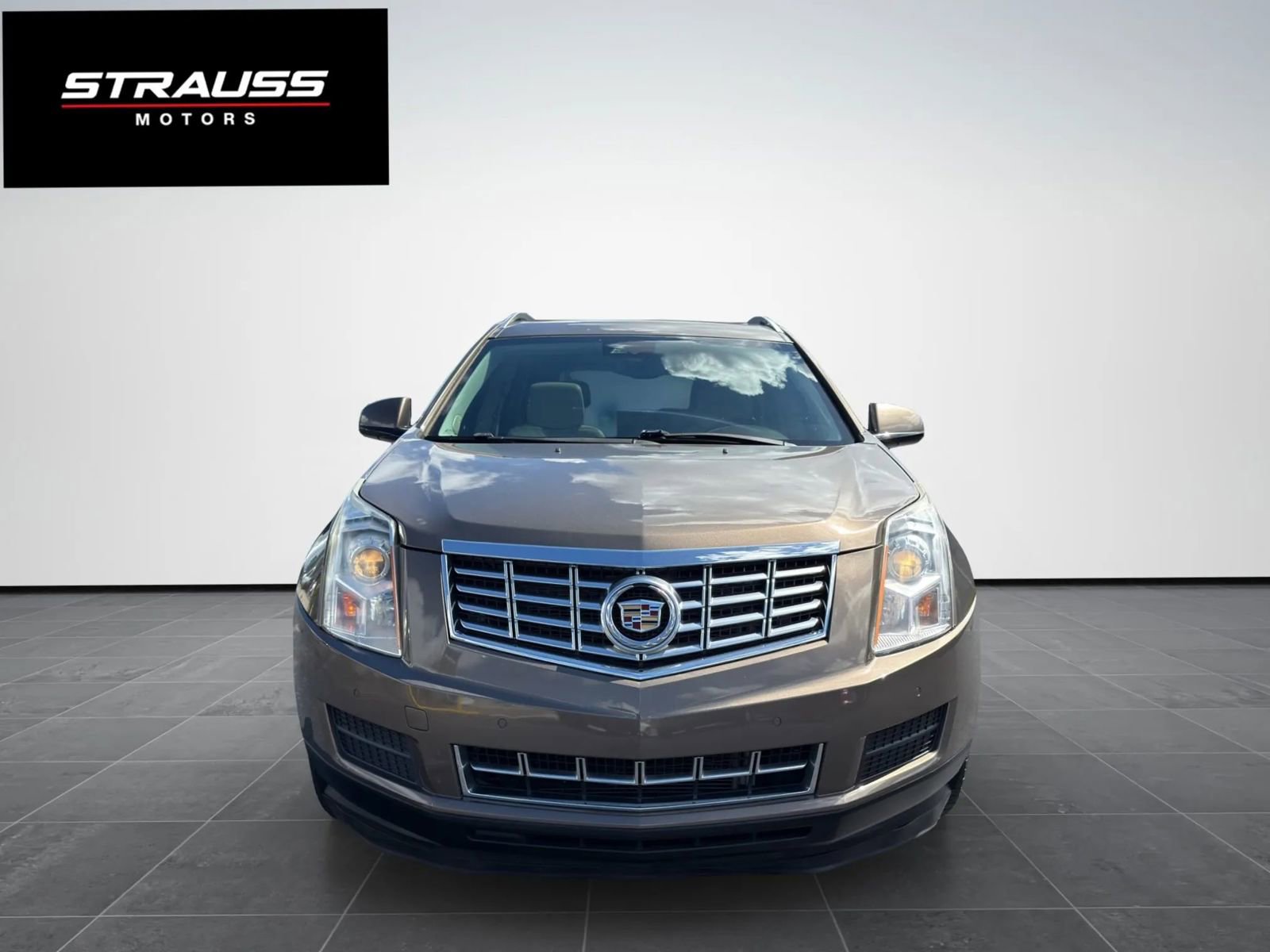 Used 2016 Cadillac SRX Luxury w/ Driver Awareness Package image 3