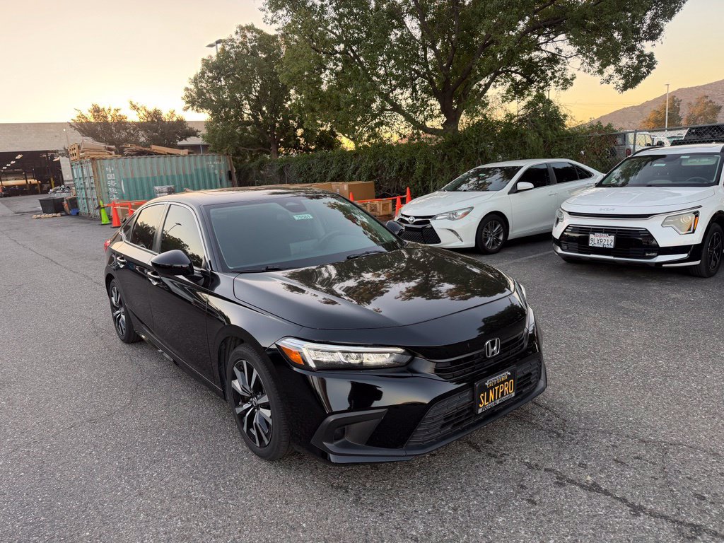 Used 2024 Honda Civic EX image 2