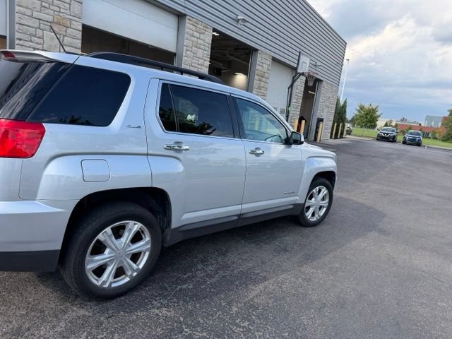 Used 2016 GMC Terrain SLE w/ Chrome Edition FWD image 4