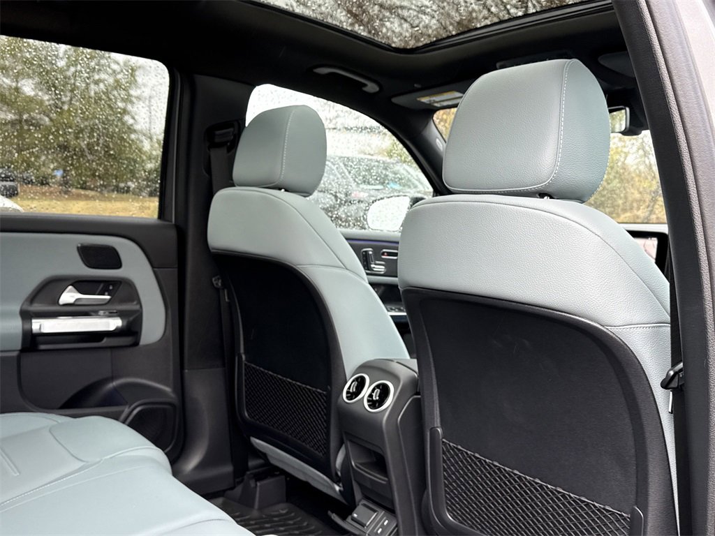 New 2026 Mercedes-Benz GLB 250 4MATIC image 18