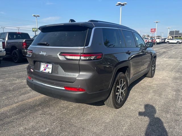 Used 2023 Jeep Grand Cherokee L Limited w/ Trailer Tow Group (B) AWD/4WD image 10
