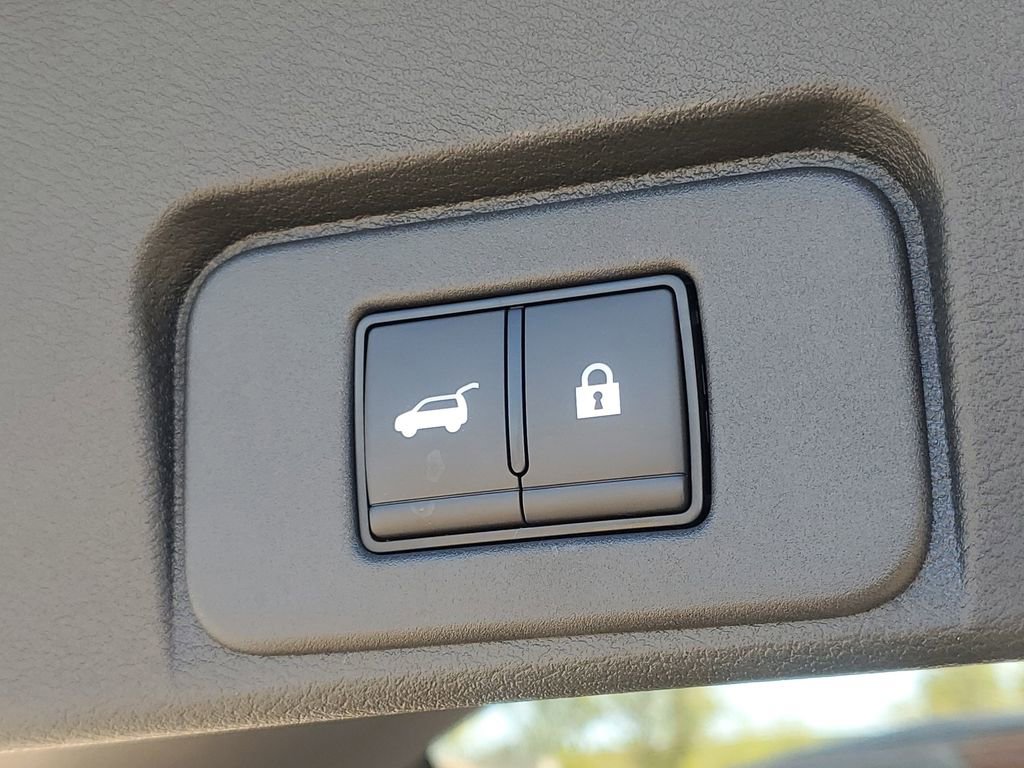 New 2026 Nissan Rogue SV image 8