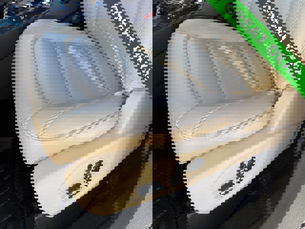 Used 2017 Ford Explorer XLT w/ Equipment Group 202A image 31