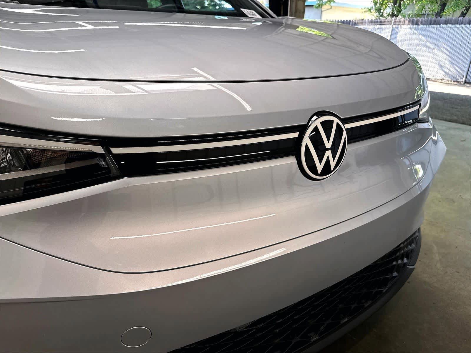 Used 2022 Volkswagen ID.4 Pro RWD image 34